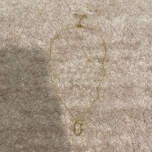 SHEIN Dainty Oval Necklace